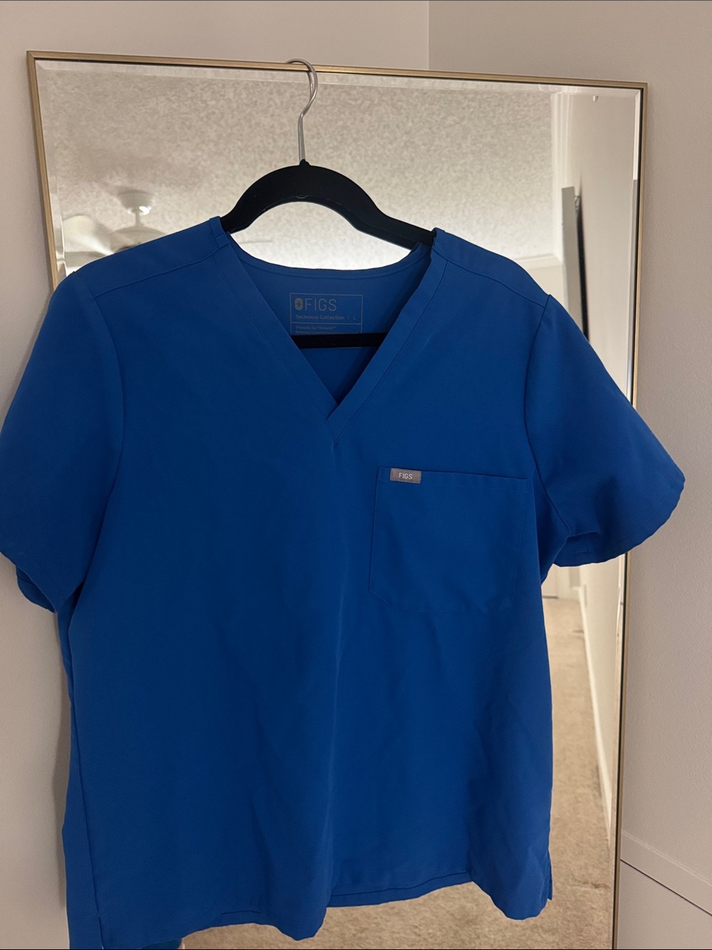 Figs Women's Scrub Set in Royal Blue - Picture 2 of 5